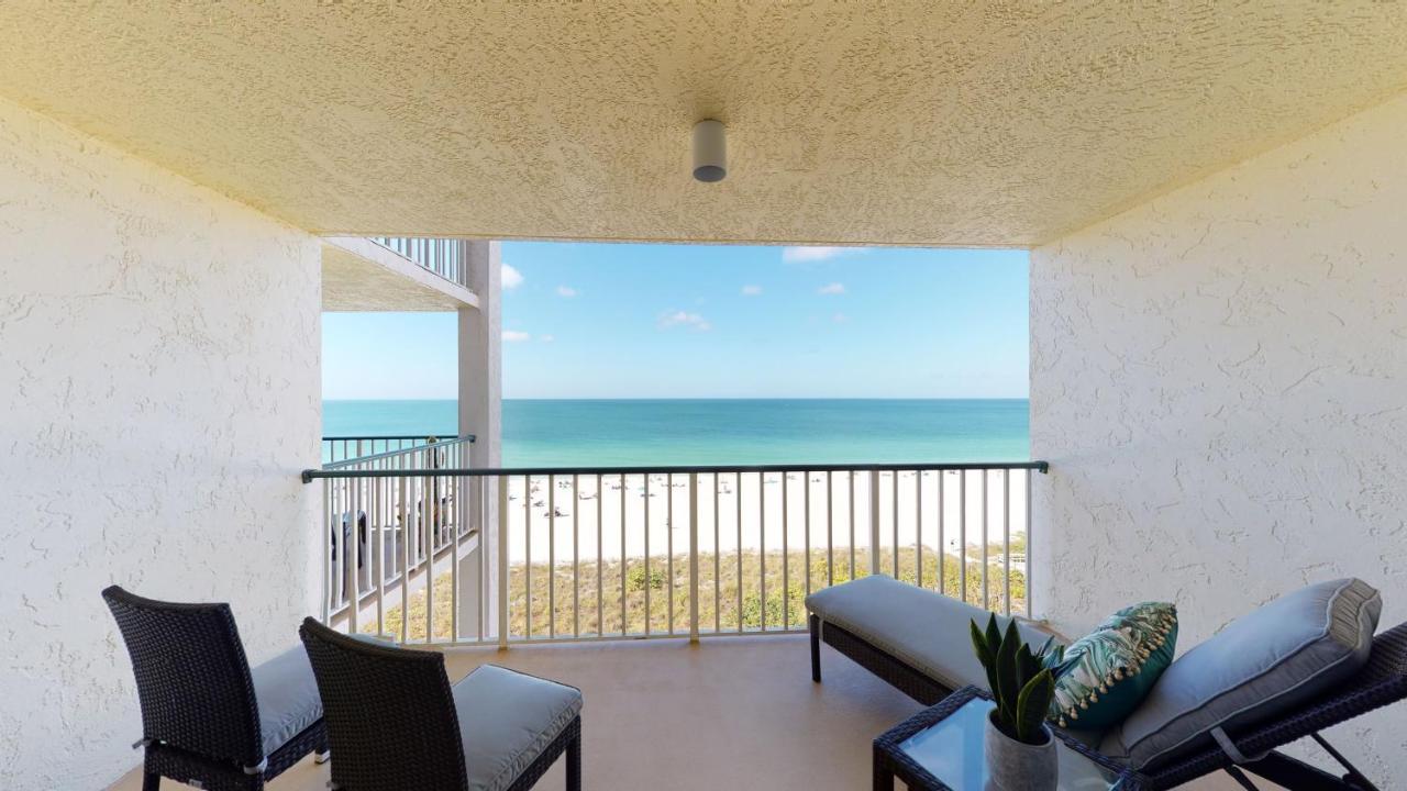 Totally Renovated Beachfront Condo At Apollo! Marco Island Zewnętrze zdjęcie