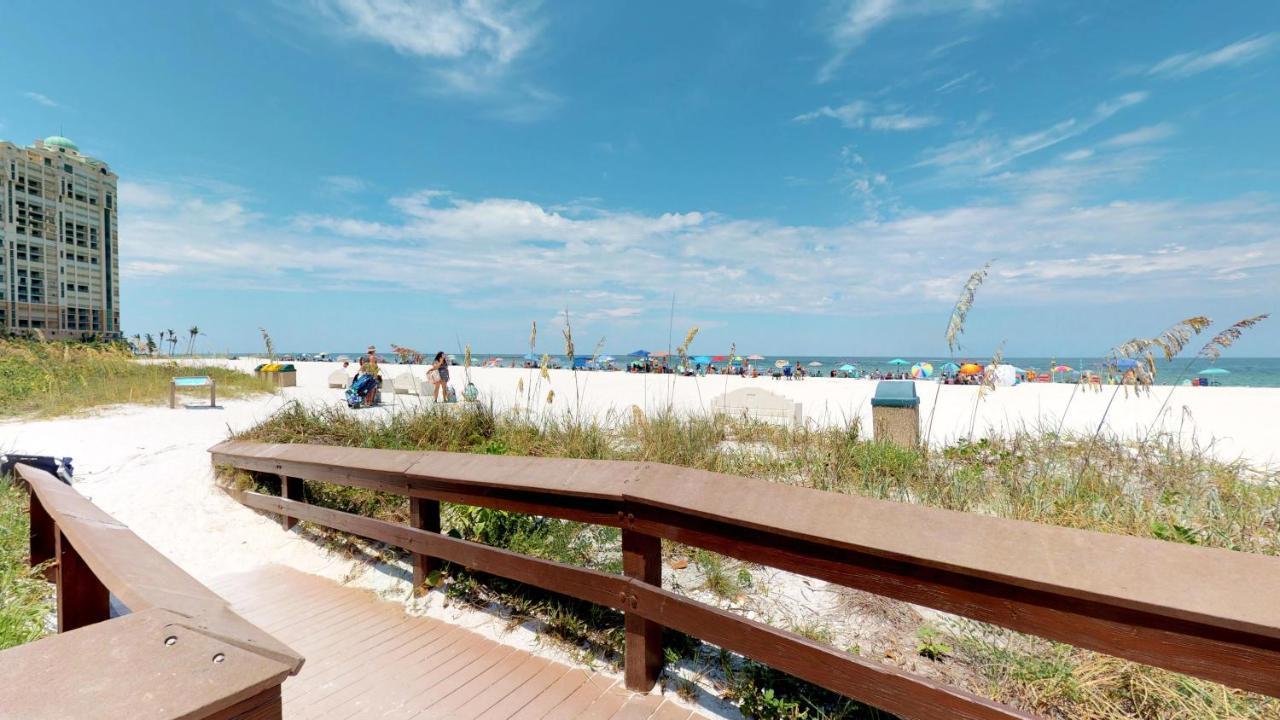 Totally Renovated Beachfront Condo At Apollo! Marco Island Zewnętrze zdjęcie