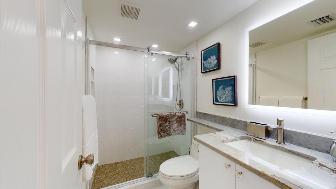 Totally Renovated Beachfront Condo At Apollo! Marco Island Zewnętrze zdjęcie