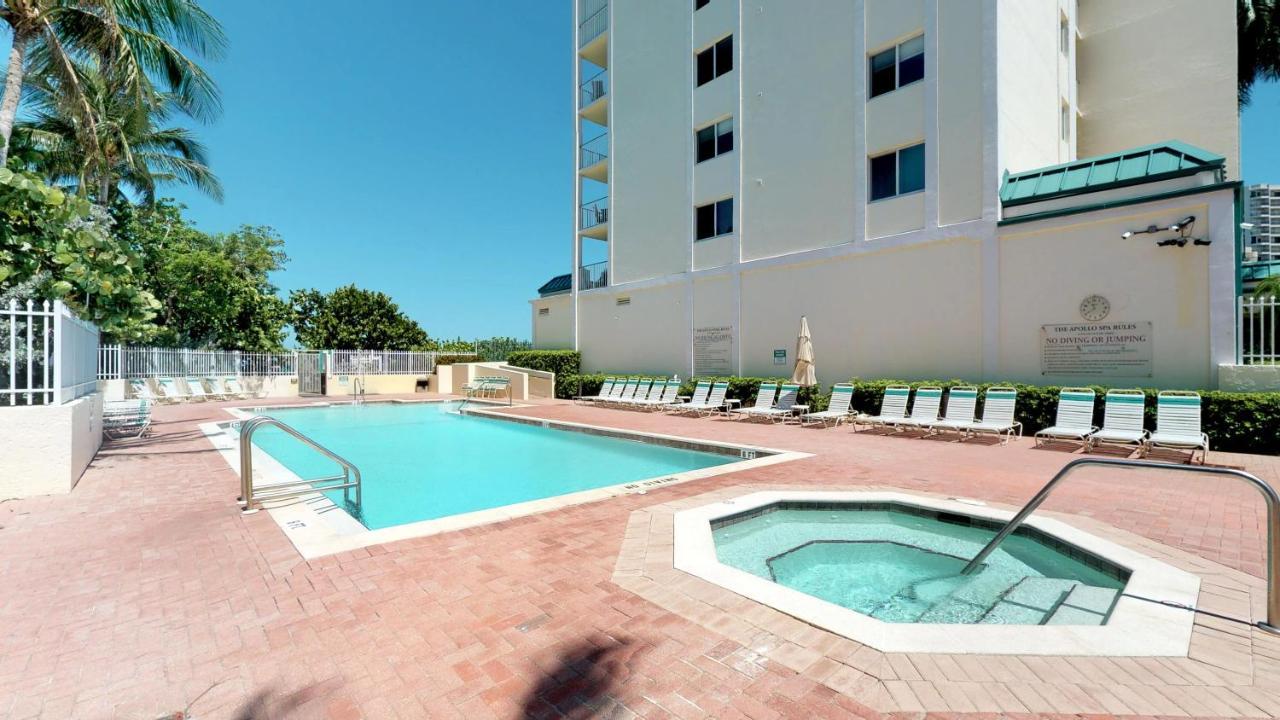 Totally Renovated Beachfront Condo At Apollo! Marco Island Zewnętrze zdjęcie