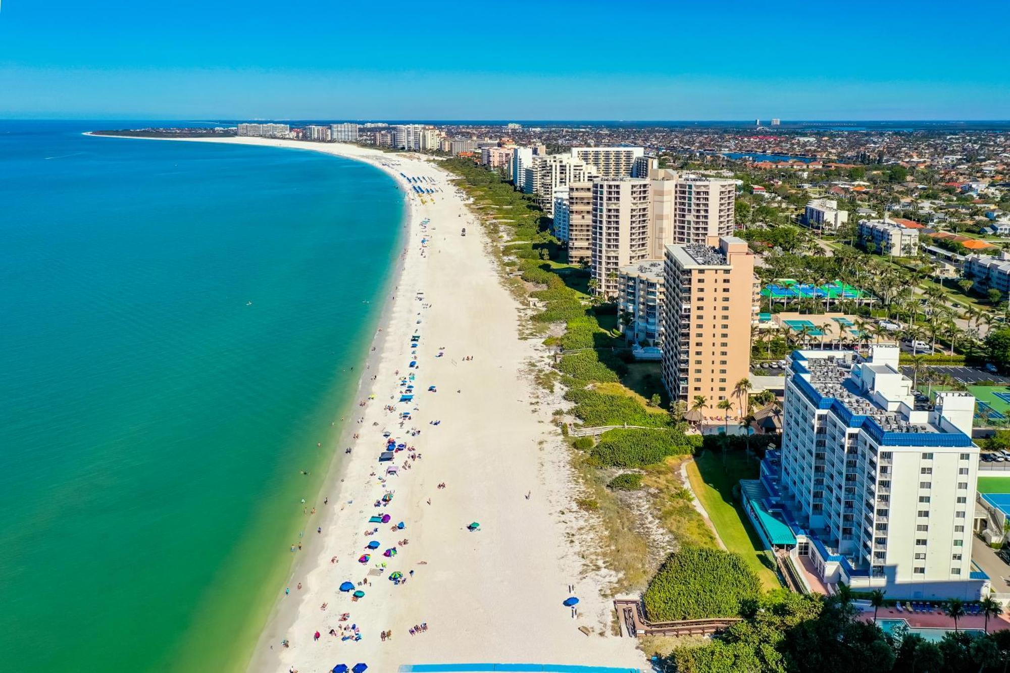 Totally Renovated Beachfront Condo At Apollo! Marco Island Zewnętrze zdjęcie