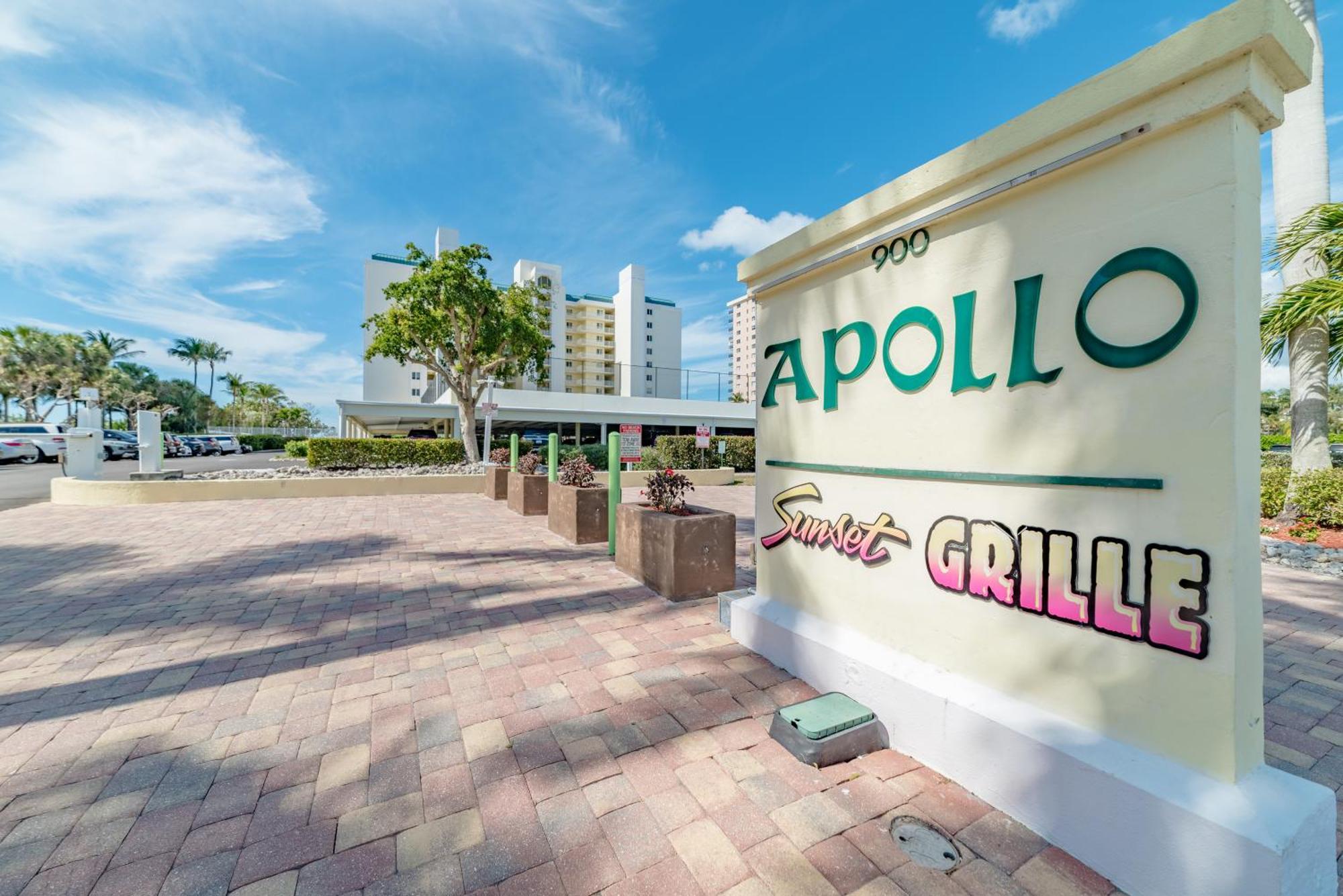 Totally Renovated Beachfront Condo At Apollo! Marco Island Zewnętrze zdjęcie